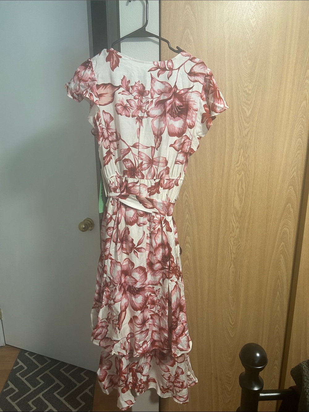 Wrap Hi-Low Floral Dress in Rose Pink by Cece - Picture 5 of 5